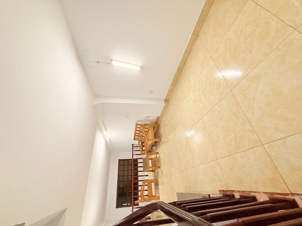 Bán nhà Giáp Nhin - diện tích 32m2 4 tầng - GẦN Ô TÔ - TIỆN ÍCH ĐỦ ĐƯỜNG - giá 7,9 tỷ