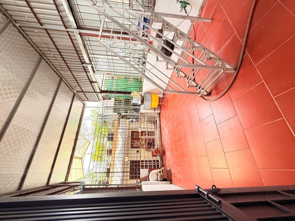 Bán nhà Giáp Nhin - diện tích 32m2 4 tầng - GẦN Ô TÔ - TIỆN ÍCH ĐỦ ĐƯỜNG - giá 7,9 tỷ