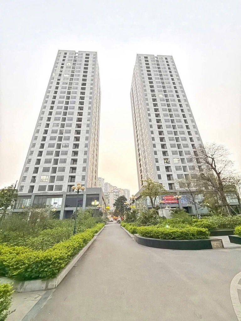 Bán nhà Trần Hoà - diện tích 82m2 1 tầng - Chung cư mới, chủ còn chưa ở - giá 6,4 tỷ