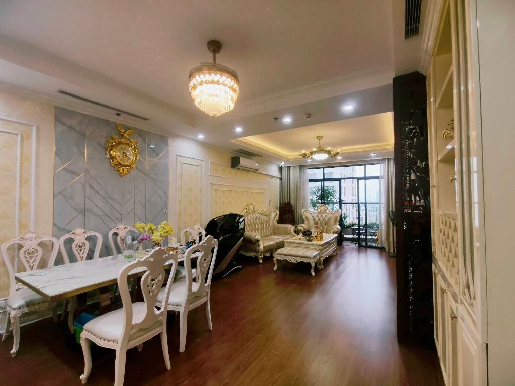 Bán nhà Nguyễn Trãi - diện tích 112.9m2 1 tầng - Đẳng cấp sống thượng lưu - giá 18,5 tỷ