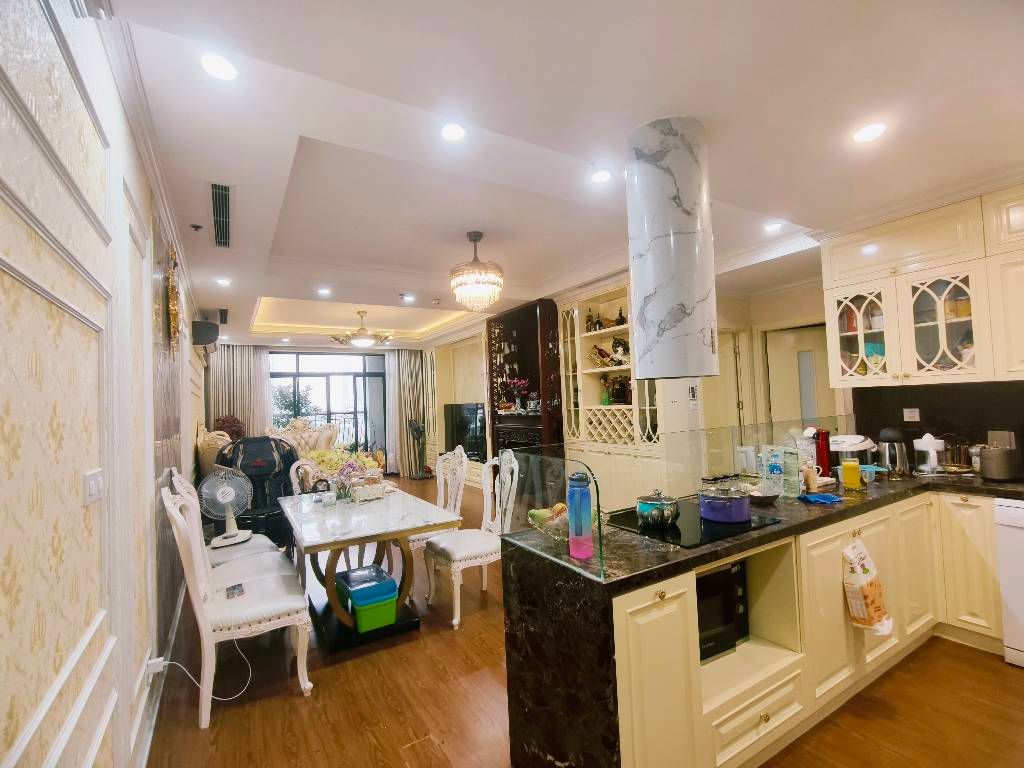 Bán nhà Nguyễn Trãi - diện tích 112.9m2 1 tầng - Đẳng cấp sống thượng lưu - giá 18,5 tỷ