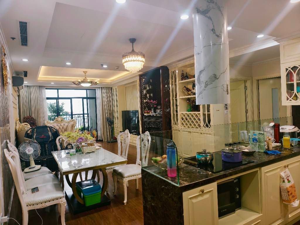 Bán nhà Nguyễn Trãi - diện tích 112.9m2 1 tầng - Đẳng cấp sống thượng lưu - giá 18,5 tỷ