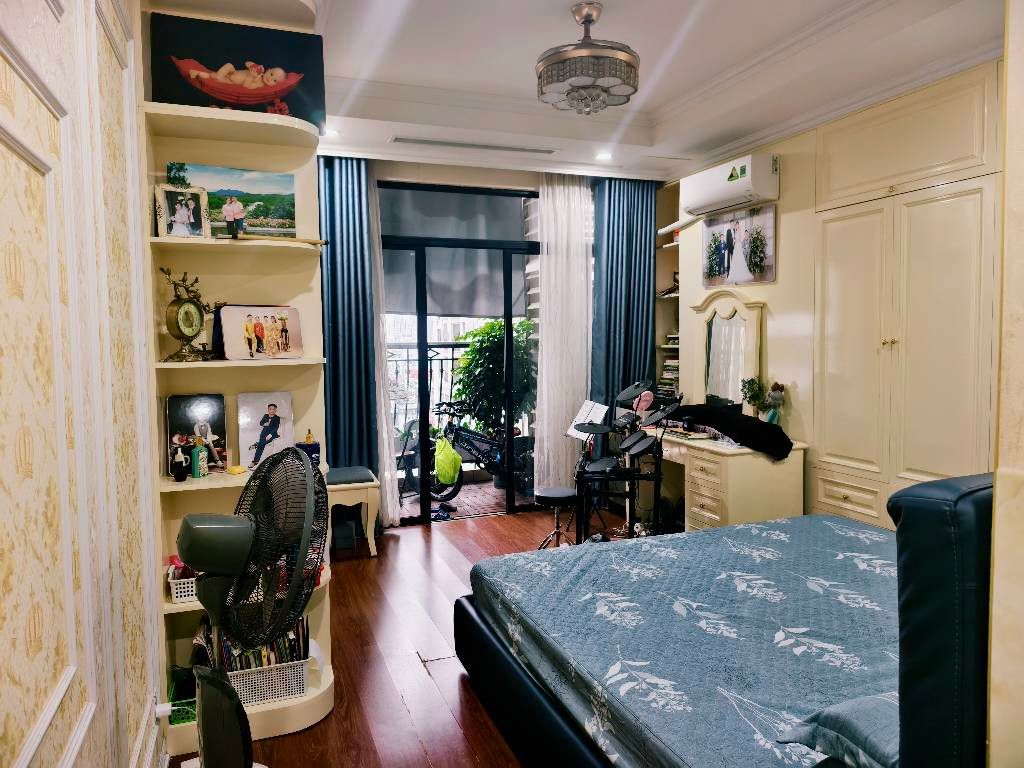 Bán nhà Nguyễn Trãi - diện tích 112.9m2 1 tầng - Đẳng cấp sống thượng lưu - giá 18,5 tỷ