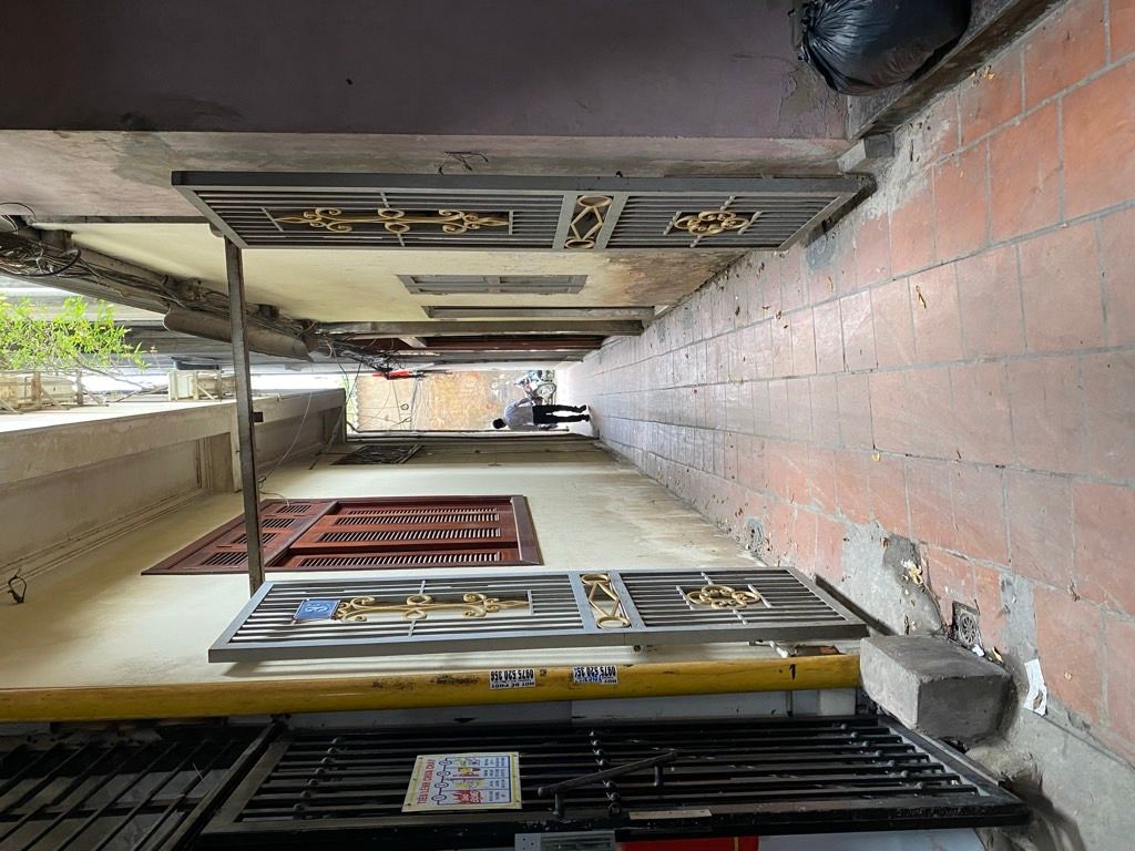 Bán nhà Minh Khai - diện tích 38,6m2 4 tầng - Ngõ siêu nông 2 nhà ra phố - giá 10,2 tỷ