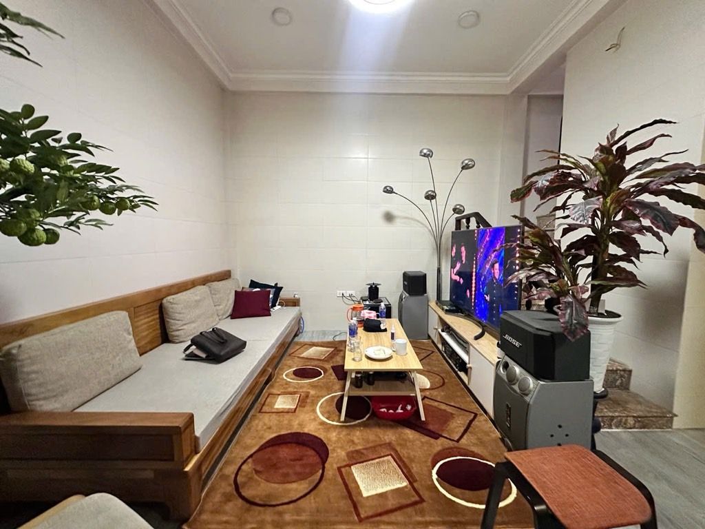 Bán nhà Minh Khai - diện tích 38,6m2 4 tầng - Ngõ siêu nông 2 nhà ra phố - giá 10,2 tỷ