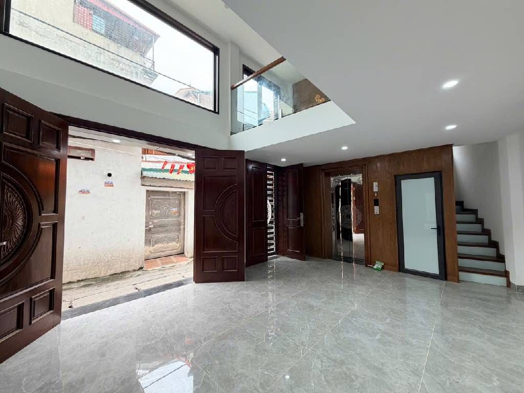 Bán nhà Khuyến Lương - diện tích 40m2 6 tầng - Lô góc - giá 9,5 tỷ