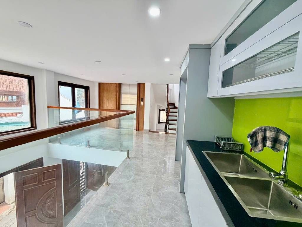 Bán nhà Khuyến Lương - diện tích 40m2 6 tầng - Lô góc - giá 9,5 tỷ