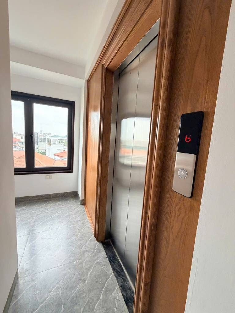 Bán nhà Khuyến Lương - diện tích 40m2 6 tầng - Lô góc - giá 9,5 tỷ