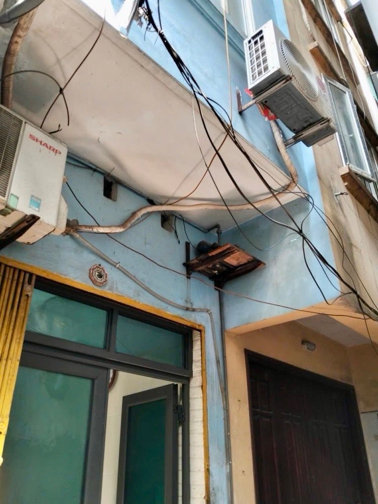 Bán nhà Đê Tô Hoàng - diện tích 16m2 3 tầng - Mặt phố, giá 3,1 tỷ