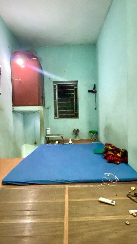 Bán nhà Đê Tô Hoàng - diện tích 16m2 3 tầng - Mặt phố, giá 3,1 tỷ