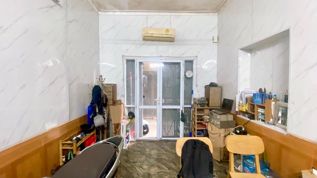 Bán nhà Ngõ Gốc Đề - diện tích 36,3m2 3 tầng - Hiếm, tầm tiền, trung tâm Hoàng Mai giá 7,0 tỷ