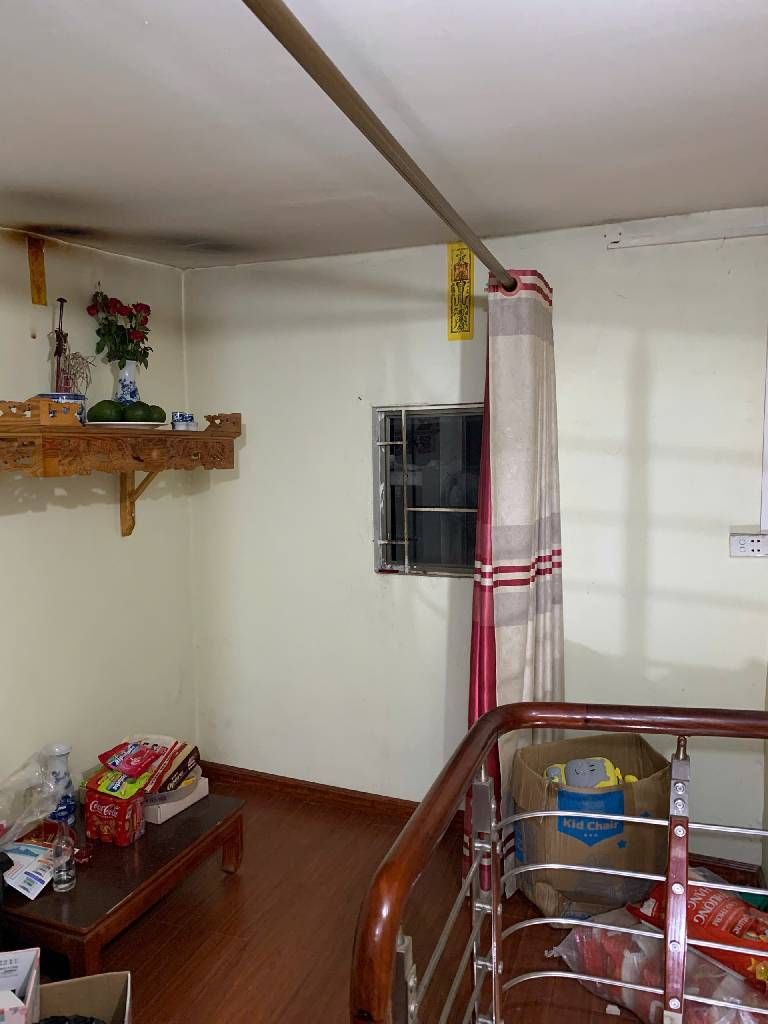 Bán nhà Định Công Thượng - diện tích 20m2 3 tầng - nhà nhỏ tiền ở ngay - giá 1,9 tỷ