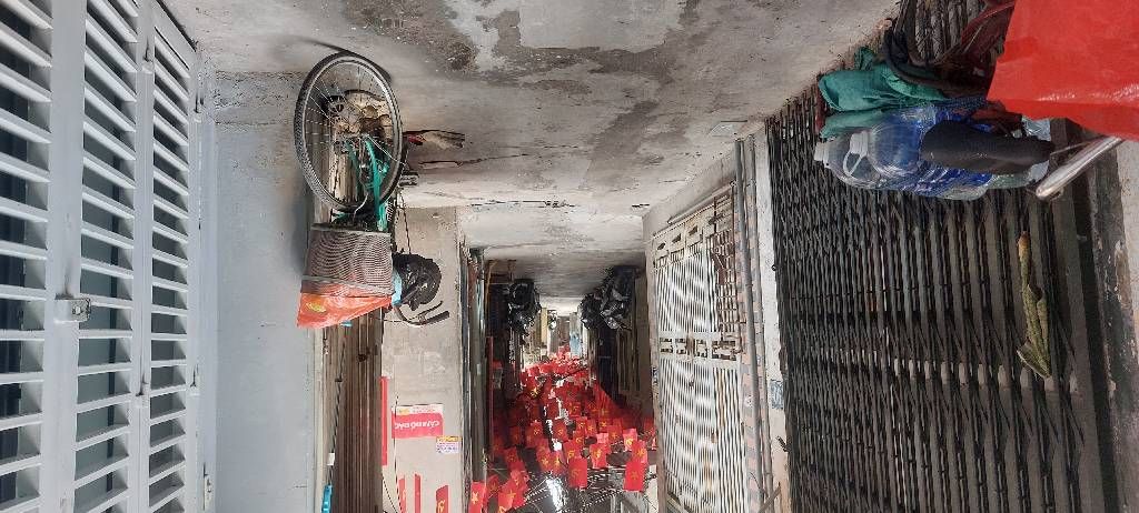 Bán nhà Định Công Thượng - diện tích 20m2 3 tầng - nhà nhỏ tiền ở ngay - giá 1,9 tỷ