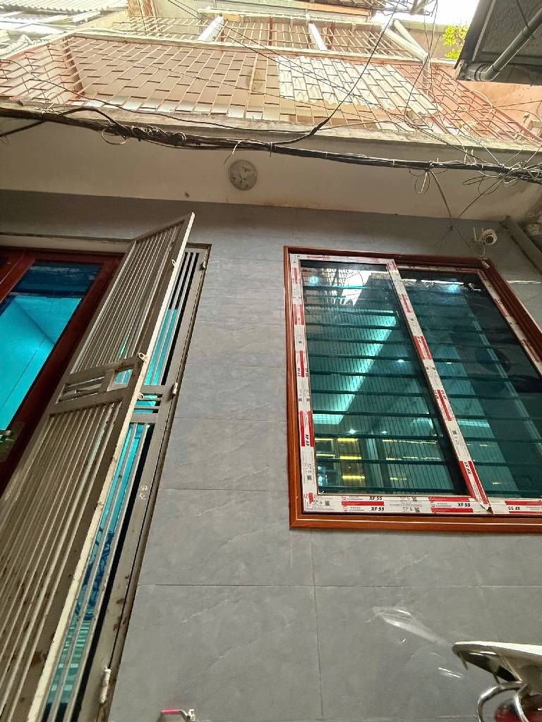 Bán nhà Bùi Xương Trạch - diện tích 50.3m2 3 tầng - Nhà đẹp mới ở luôn - giá 6 tỷ