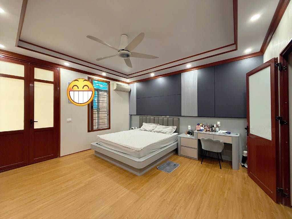 Bán nhà Bùi Xương Trạch - diện tích 50.3m2 3 tầng - Nhà đẹp mới ở luôn - giá 6 tỷ