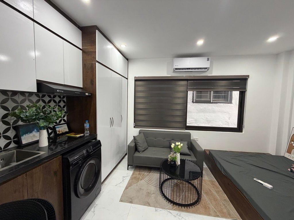 Bán nhà Thịnh Quang - diện tích 64m2 7 tầng - Thang máy - giá 23,8 tỷ