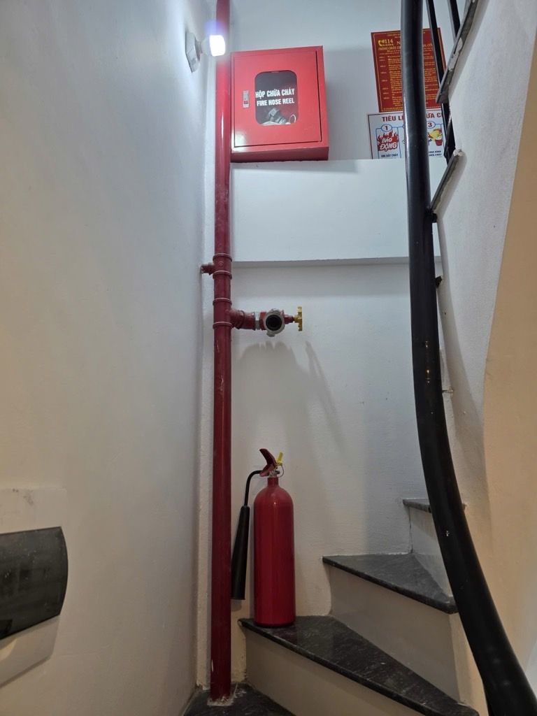 Bán nhà Gốc Đề - diện tích 35m2 6 tầng - Nhà đẹp hiếm có - giá 9,5 tỷ