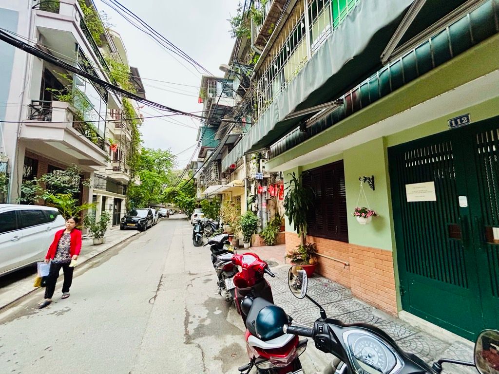 Bán nhà Đặng Văn Ngữ - diện tích 29,8m2 1 tầng - Mặt ngõ ô tô kinh doanh - giá 6,6 tỷ