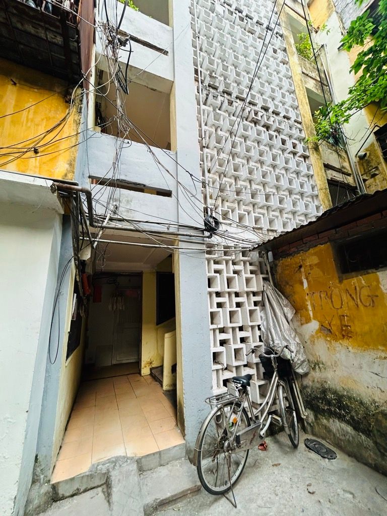 Bán nhà Lò Đúc - diện tích 50m2 1 tầng - Tập thể Viện Kiến Trúc - giá 3,65 tỷ