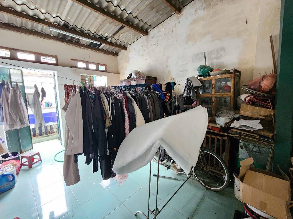 Bán nhà Tân Mai - diện tích 100m2 3 tầng - Mặt ngõ thông đường ôtô tránh - giá 18,5 tỷ