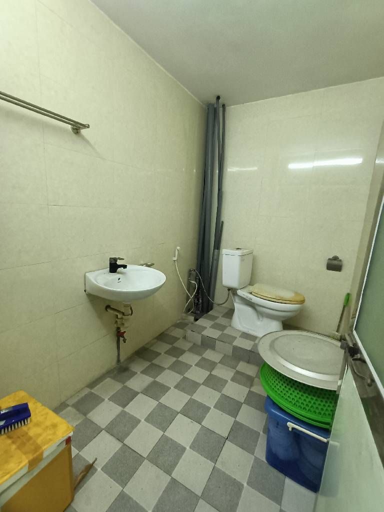 Bán nhà Kiến Thiết - diện tích 37.5m2 2 tầng - Lô góc, ô tô sát nhà - giá 0 tỷ