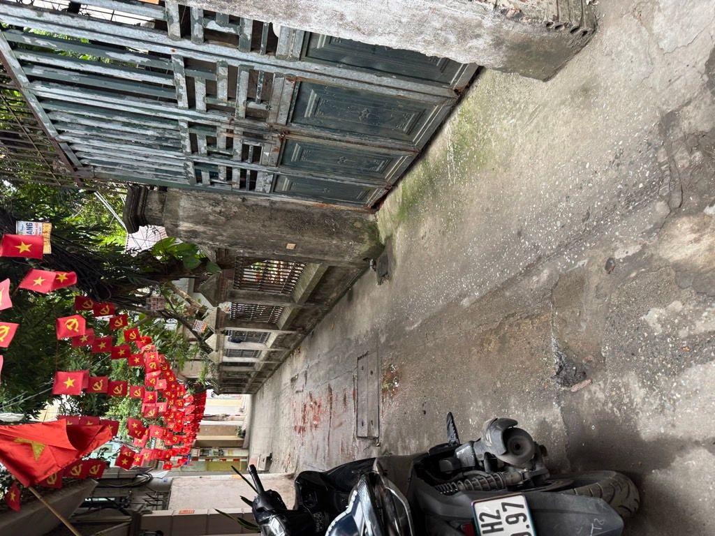 Bán nhà Thanh Lân - diện tích 35.2m2 5 tầng - Nhà đẹp 5 tầng 3 ngủ 4 wc - giá 8 tỷ