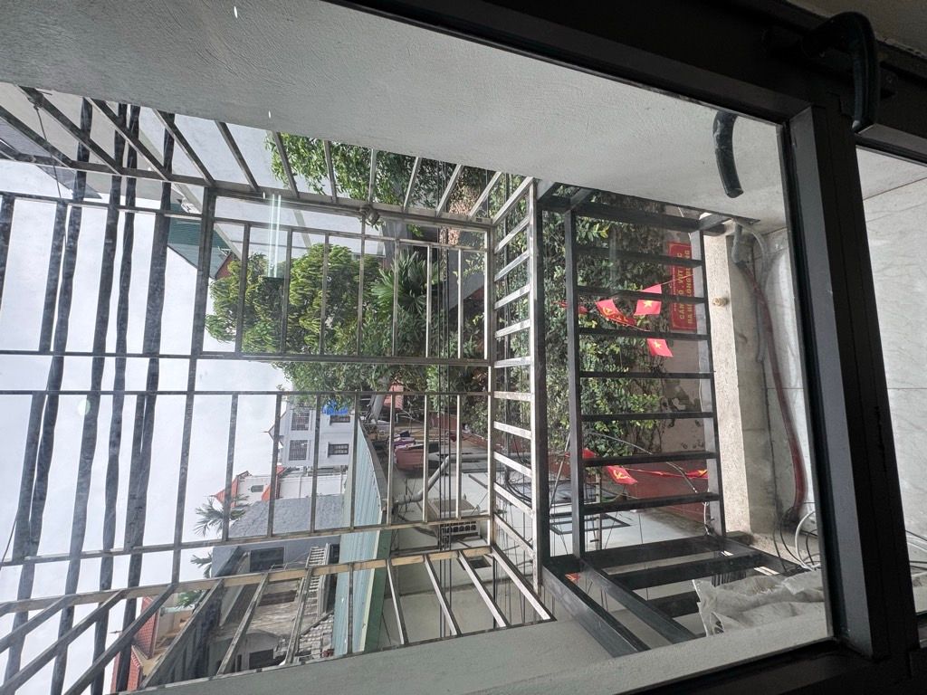 Bán nhà Thanh Lân - diện tích 35.2m2 5 tầng - Nhà đẹp 5 tầng 3 ngủ 4 wc - giá 8 tỷ