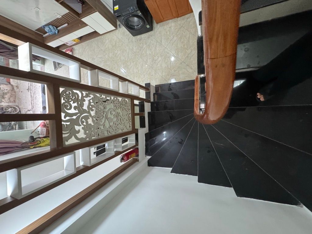 Bán nhà Thanh Lân - diện tích 35.2m2 5 tầng - Nhà đẹp 5 tầng 3 ngủ 4 wc - giá 8 tỷ