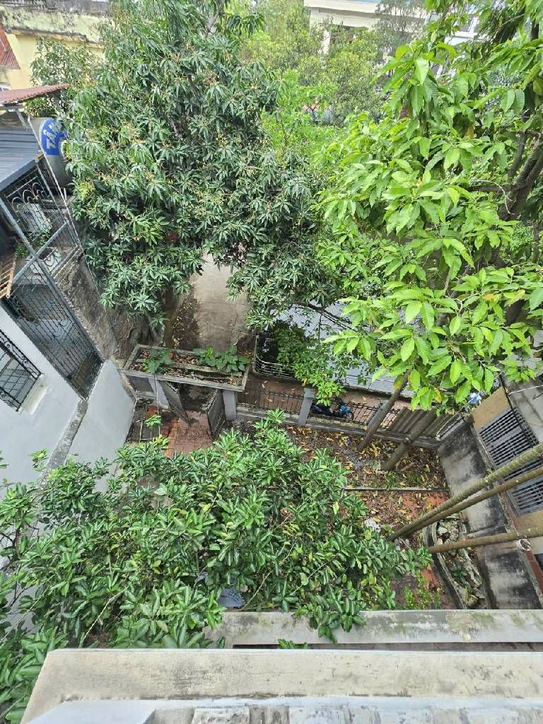 Bán nhà Nguyễn Khoái - diện tích 175m2 3 tầng - Bán đất tặng nhà 3 tầng - giá 24 tỷ