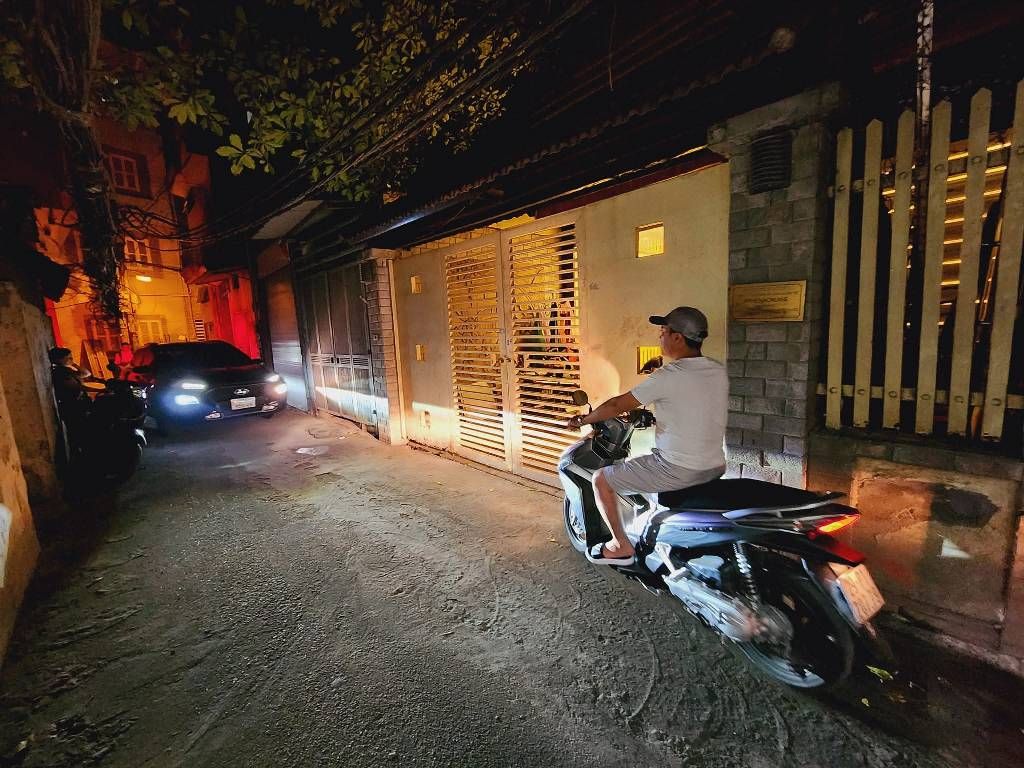 Bán nhà Thịnh Quang - diện tích 41m2 4 tầng - ô tô đỗ cửa - giá 15,9 tỷ