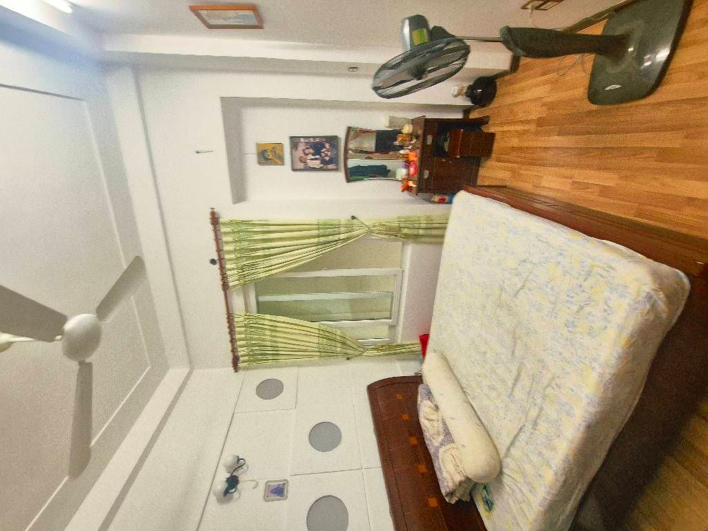 Bán nhà Thịnh Quang - diện tích 41m2 4 tầng - ô tô đỗ cửa - giá 15,9 tỷ