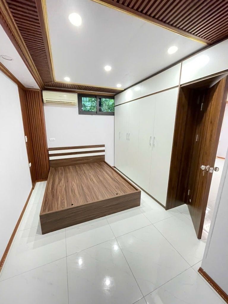 Bán nhà Tân Mai - diện tích 33.8m2 1 tầng - Nhà đẹp ở ngay - giá 2,45 tỷ