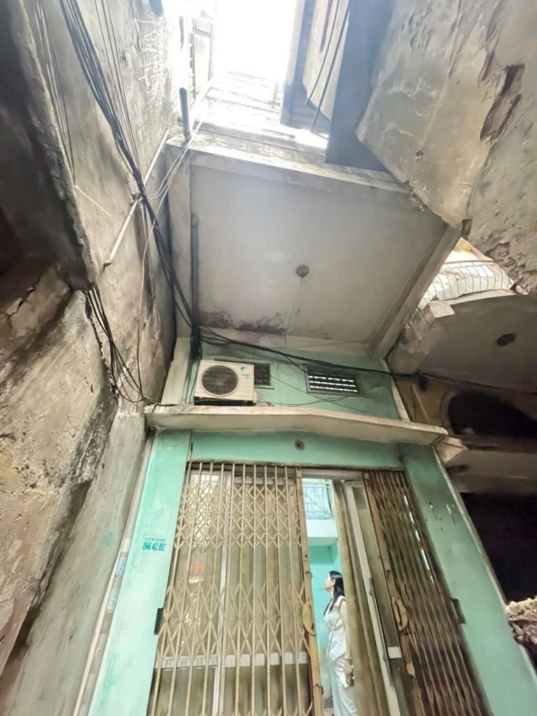 Bán nhà Nguyễn Lương Bằng - diện tích 19,6m2 4 tầng - vị trí vàng hiếm - giá 5 tỷ