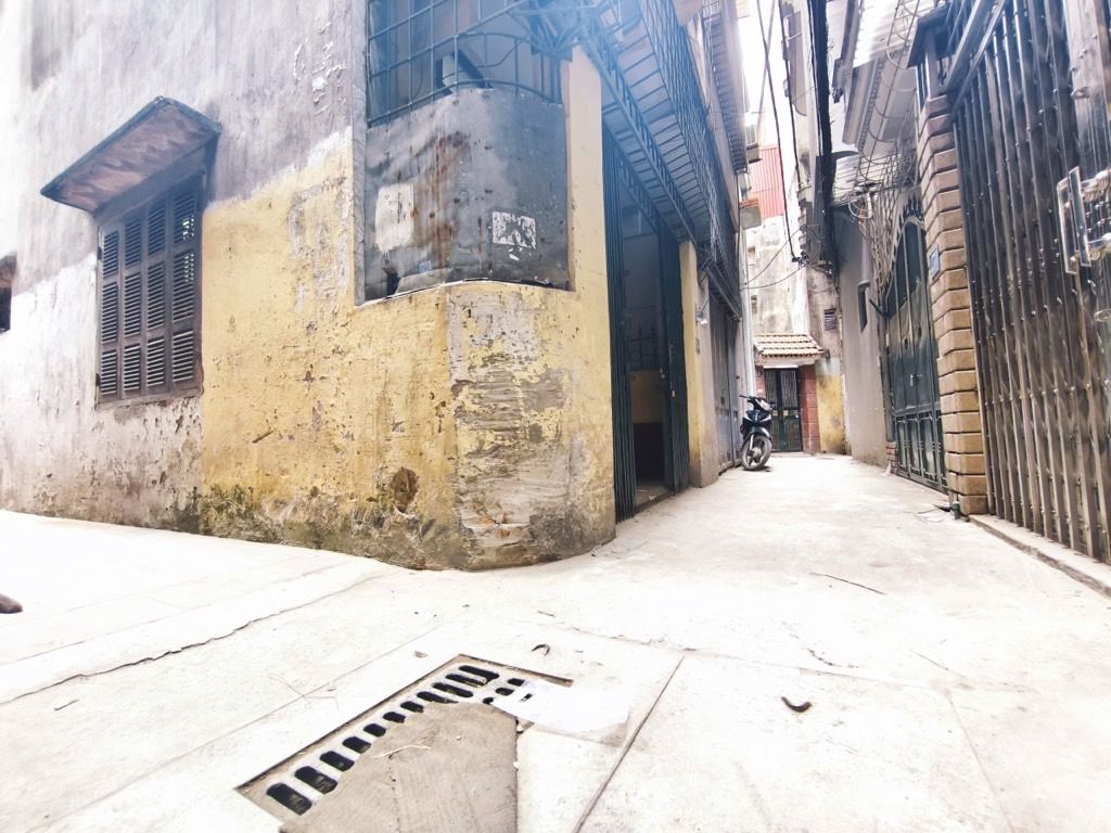 Bán nhà Cù Chính Lan - diện tích 31m2 5 tầng - Lô góc - giá 8,9 tỷ