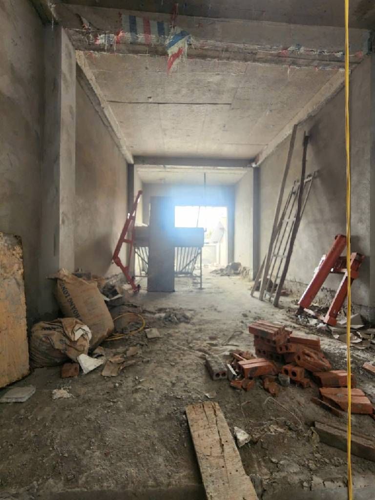 Bán nhà Nam Dư - diện tích 38m2 5 tầng - Ngõ thông ô tô tránh - giá 11,5 tỷ