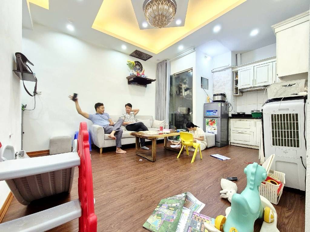 Bán căn hộ Kim Văn Kim Lũ - diện tích 56.2m2 16 tầng - Căn góc - giá 3,35 tỷ