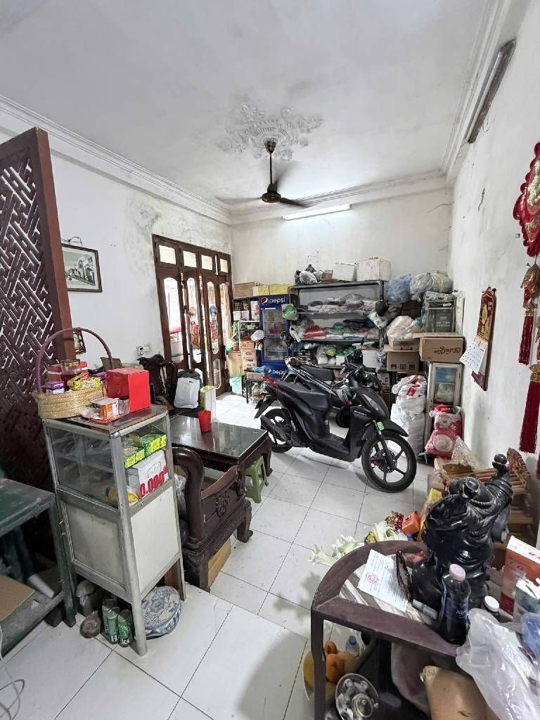 Bán nhà Văn Chương - diện tích 62m2 3 tầng - Mặt hồ, kinh doanh mọi loại hình - giá 18 tỷ