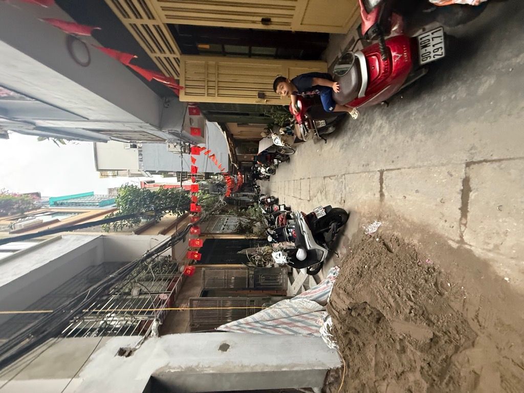 Bán nhà Giếng Mứt - diện tích 40m2 6 tầng - Lô góc - giá 12,5 tỷ