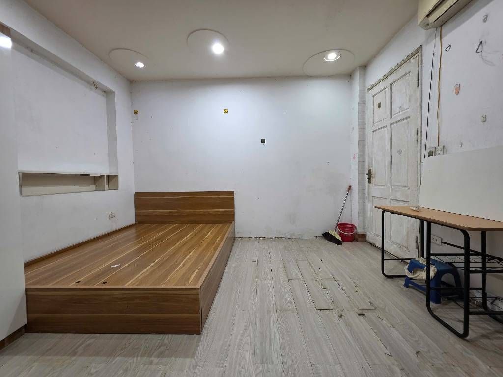 Bán nhà Khương Hạ - diện tích 45.8m2 4 tầng - Ô TÔ TRÁNH - giá 13,8 tỷ