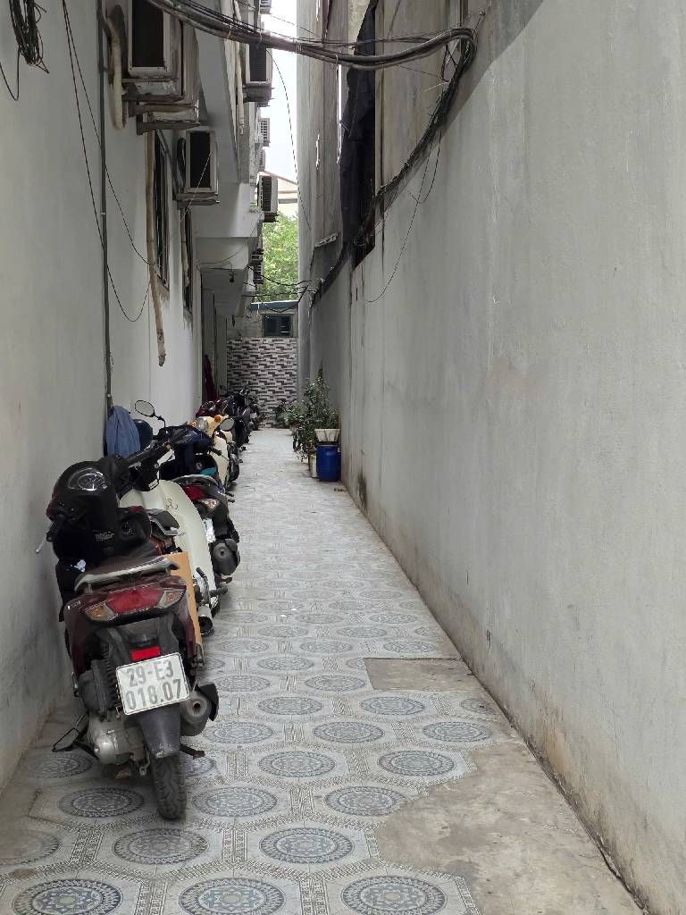 Bán nhà Khương Hạ - diện tích 45.8m2 4 tầng - Ô TÔ TRÁNH - giá 13,8 tỷ