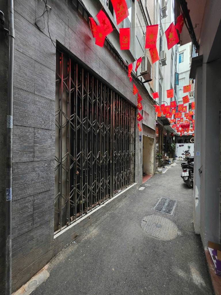 Bán nhà Khương Hạ - diện tích 45.8m2 4 tầng - Ô TÔ TRÁNH - giá 13,8 tỷ