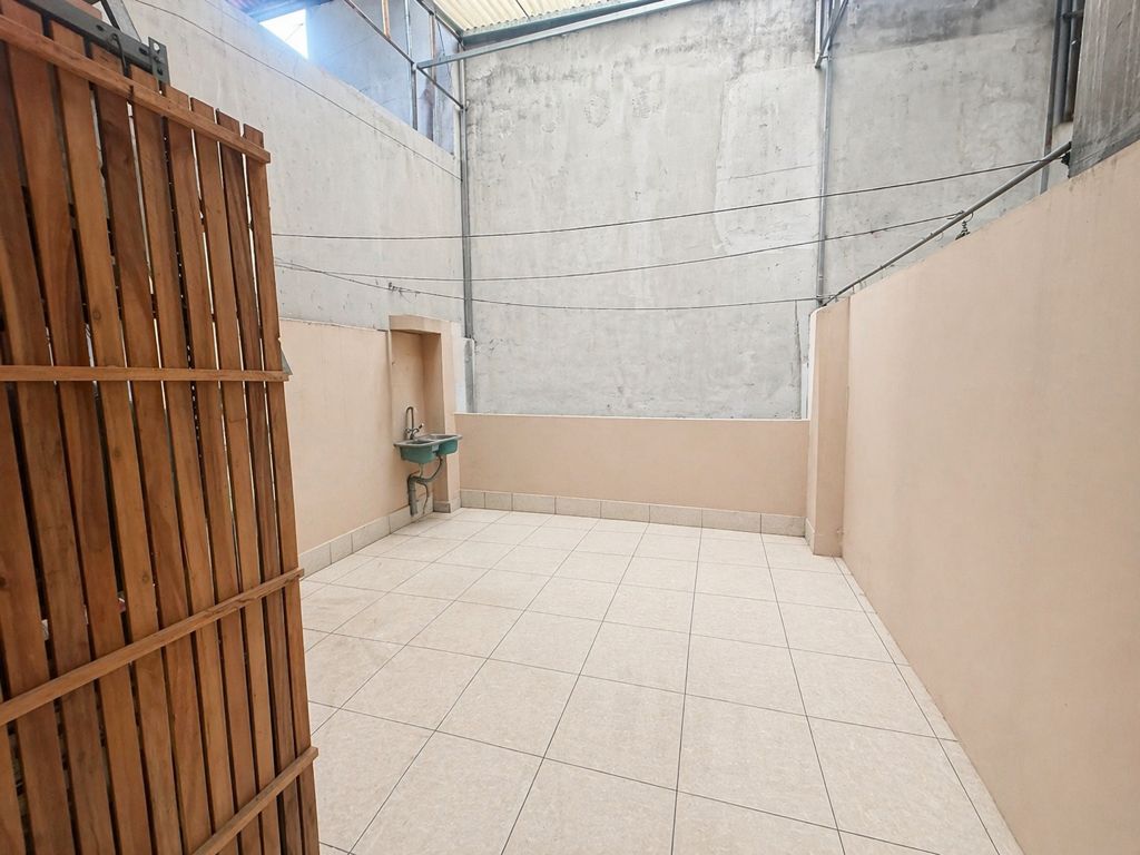 Bán nhà Quan Nhân - diện tích 50m2 3 tầng - gần phố - giá 14,98 tỷ