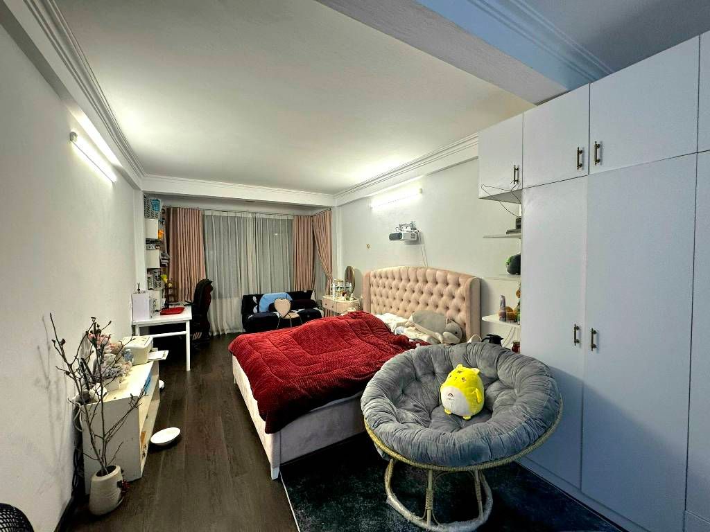 Bán nhà Hoàng Đạo Thành - diện tích 43m2 5 tầng - ngõ thông ô tô qua - giá 15 tỷ