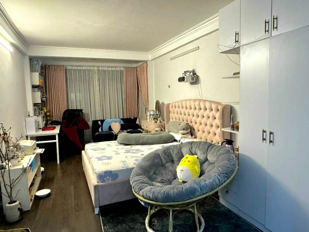 Bán nhà Hoàng Đạo Thành - diện tích 43m2 5 tầng - ngõ thông ô tô qua - giá 15 tỷ