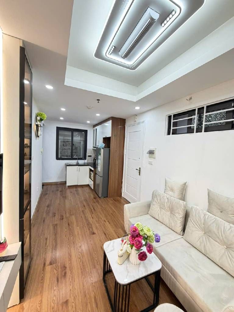 Bán nhà Hào Nam - diện tích 35m2 1 tầng - Thang máy - giá 1,8 tỷ