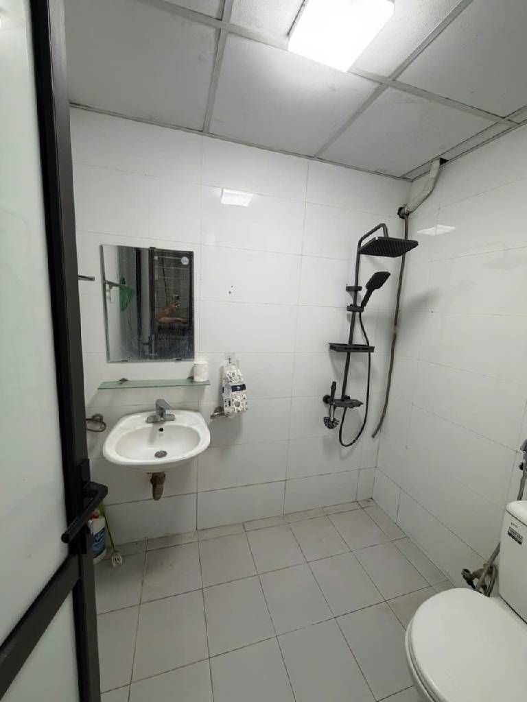 Bán nhà Hào Nam - diện tích 35m2 1 tầng - Thang máy - giá 1,8 tỷ