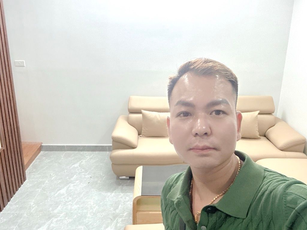 Bán nhà Định Công Thượng - diện tích 37m2 2 tầng - gần ô tô - giá 2 tỷ