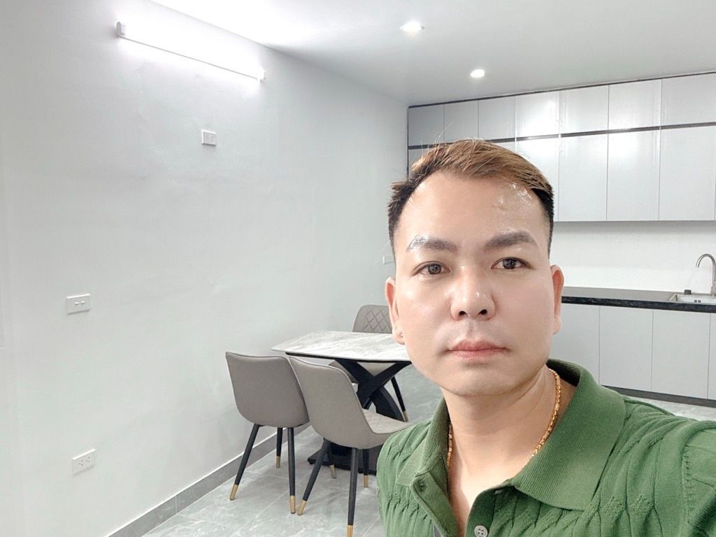 Bán nhà Định Công Thượng - diện tích 43.2m2 2 tầng - gần ô tô - giá 2,3 tỷ