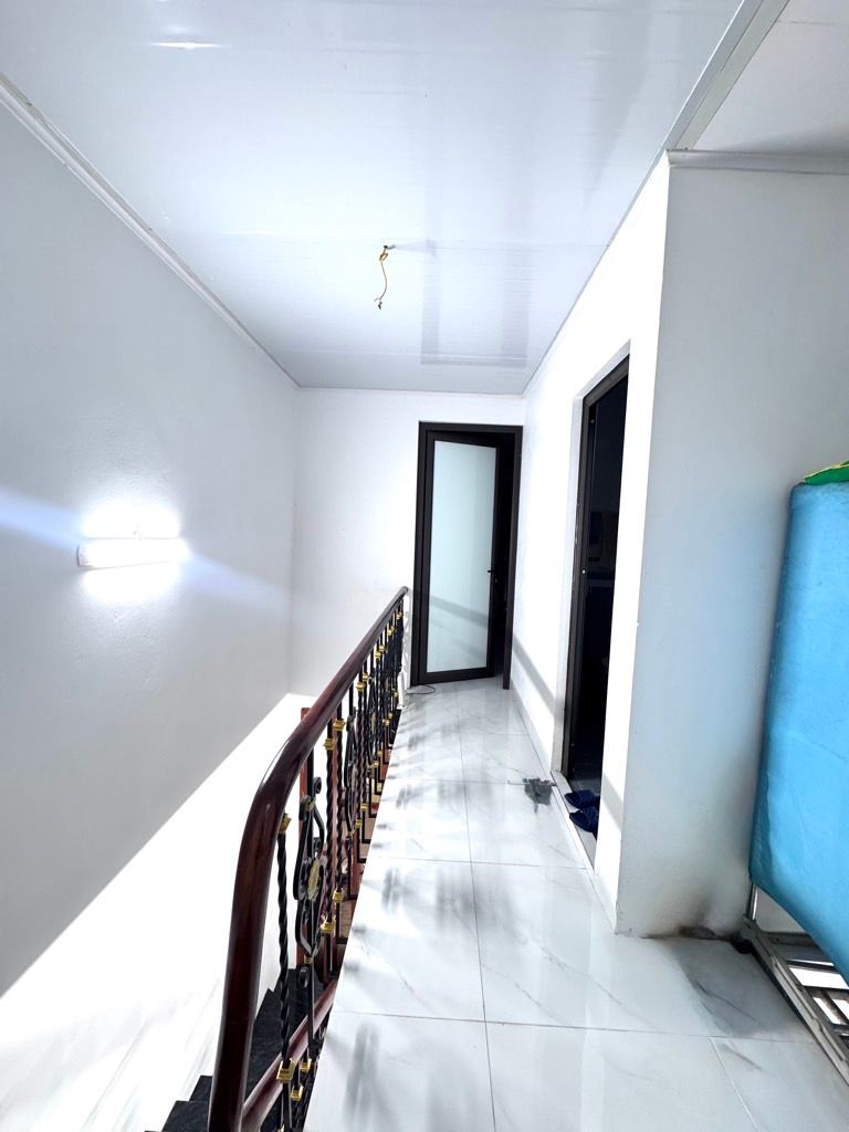 Bán nhà Định Công Thượng - diện tích 41m2 2 tầng - gần ô tô - giá 2,6 tỷ