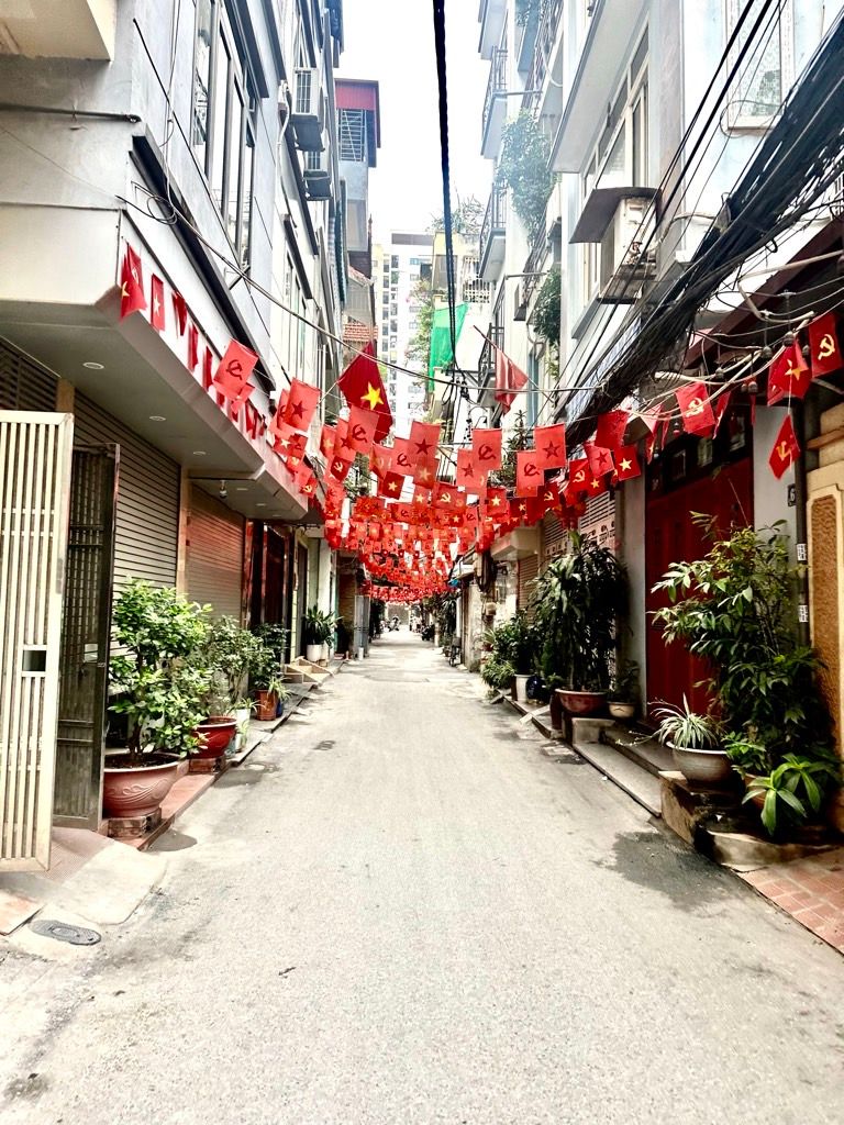 Bán nhà Lương Khánh Thiện - diện tích 52.4m2 7 tầng - Ô TÔ ĐỖ CỔNG - giá 19,5 tỷ